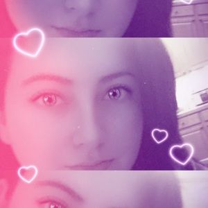 Meet your Posher, Eva